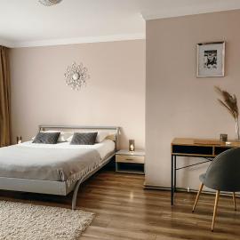 Апартаменти в центрі Тернополя, Hotel in Ternopil