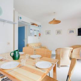 Appartement lumineux 6 pers., 1er étage, balcon, centre Cauterets, local skis, proche télécabine - FR-1-401-109