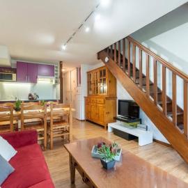 Appartement duplex Saint-Lary 6 pers, 2 ch, mezzanine, balcon - FR-1-296-302