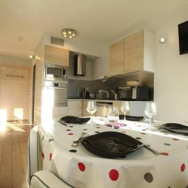 Studio rénové 4 pers à Saint-Chaffrey avec balcon, classé 3 étoiles