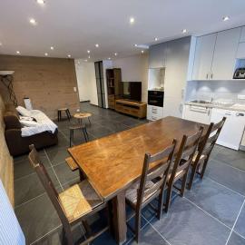 Appartement 3 pièces cabine 8 pers, cœur de Vars Les Claux, proche pistes et commerces - FR-1-330B-146, hotel v destinácii Vars