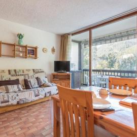 Studio chaleureux avec balcon à Serre-Chevalier, parking et casier à ski – 4 personnes - FR-1-330E-3