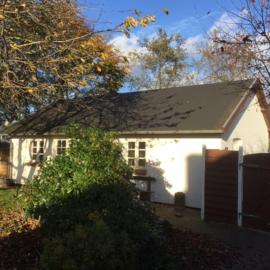 Idyllisk anneks, hvor lejer har eget hus., khách sạn ở Vejle