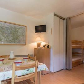 Studio cosy 4 pers. à Serre-Chevalier, proche commerces et remontées mécaniques, casier à ski inclus - FR-1-330E-51