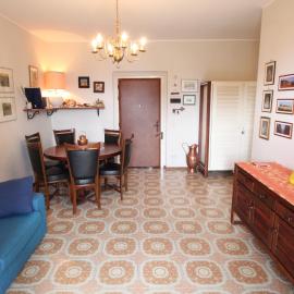 Lake view Silvano Apartment, hotel di Baveno