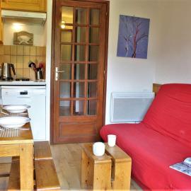 Appartement cosy 2 pièces avec balcon et accès piscine à Risoul - FR-1-330-164