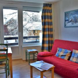 Studio 4 pers au pied des pistes à Risoul 1850 avec parking gratuit et casier à ski
