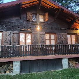 Chalet accueillant et familial, хотел в Сен Мартен Везюби