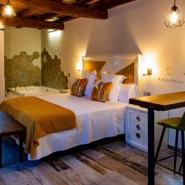 Apartamentos Caño las Parras, hotel v destinácii Hervás