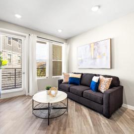 Sparks 1BR Water Views · Outdoor Season & Jacuzzi, hotel Sparksban