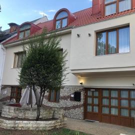 Atryum Hotel, hotel a Szolnok