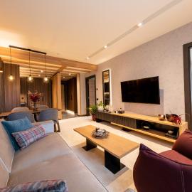 Woodside Residence 325