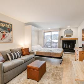 Cedar Lodge Royal Studio Condo: Downtown Frisco, hotell i Frisco