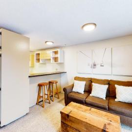 Slope-Walk Condo