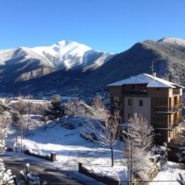 Hotel La Burna Panoràmic, hotel en Sispony