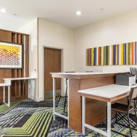 Holiday Inn Express & Suites - San Jose Silicon Valley by IHG, ξενοδοχείο σε Σαν Χοσέ