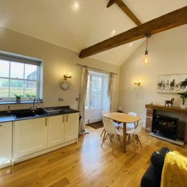 The Stable - For A Unique Retreat, hotel a Hooe