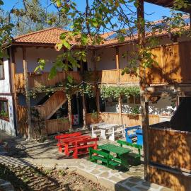 Арт комплекс Горски дом - Трявна, hotel a Tryavna