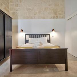 Old Lodge Apartment 3 by Vallettastay, hotel a La Valletta