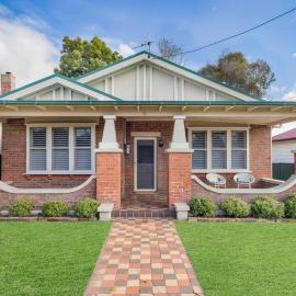 Currawong Bungalow - An Idyllic Group Stay in Town, hotel sa Mudgee