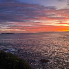 Ocean Front Apartment, hotel in Cronulla