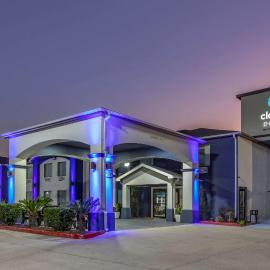설파에 위치한 호텔 Clarion Pointe Sulphur - Lake Charles
