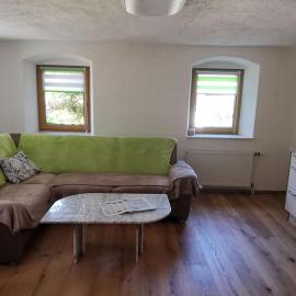 Schöne Wohnung am Bauernhof