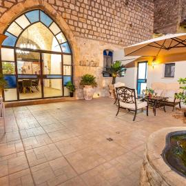 The Antiquity Heart Mansion – hotel w mieście Safed