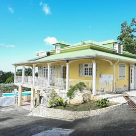 Villa D ENNRY, hotell i Pointe-Noire