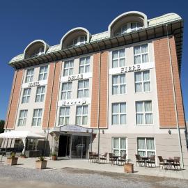 Hotel Delle Fiere, отель в городе Моццате