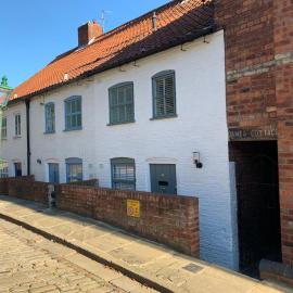 4 Danes Cottages - perfect location