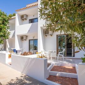 Apartamentos Playamar - Formentera Break, hotel in Playa Migjorn
