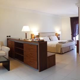 Suites & Residence Hotel, hotel in Pozzuoli