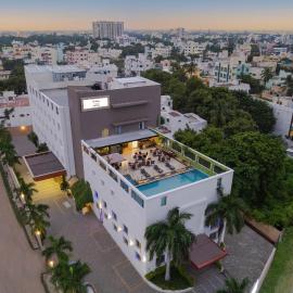 Sterling V Grand Madurai, hotell i Madurai
