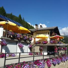 Ferienwohnung Hohe Wand, hotel in Heiligenblut