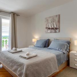 Apartments-PIA