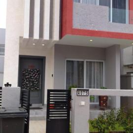 2 Bedroom Duplex House - 3 Bathrooms, Balcony , Kitchen, Living Room, - 24 7 Security, Gated, Gym, Pool, Wifi, DSTV,、テマのホテル