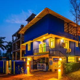Shalom Backpackers Anjuna Goa, hotel v destinaci Andžuna
