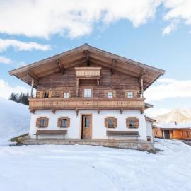 Chalet in Hochfilzen by Ski Piste