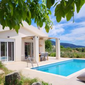 Casa O' - Moderne Villa mit großer Terrasse und privatem Swimmingpool