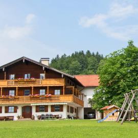 Bauernhof Ertlhof, hotel in Sachrang