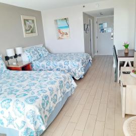 Lovely Sandestin Resort Studio with Balcony and Sunset View