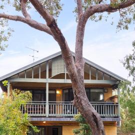 Pet Friendly Family Favourite - Kangaroo and Fairway Views with Air Con, hotel a Dunsborough