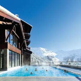 Appartement Premium à Flaine, altitude 1740 m, 8 à 10 personnes, au pied des pistes, piscine, jacuzzi, sauna, hammam et salle de sport, hotel em Flaine