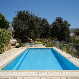 Villa Nikolaos