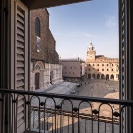 Urbanicooh Asinelli - Balcony on Piazza Maggiore