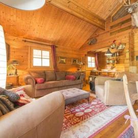 Charming chalet in Durbuy near adventure valley