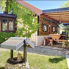 Refuge de l'Ecureuil، فندق في ميتابييف