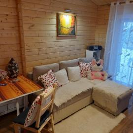 The Archers House – hotel w mieście Viktariškės