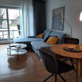 Haus Seeblick Apartments mit PKW-Stellplatz am Haus, hotelli kohteessa Überlingen